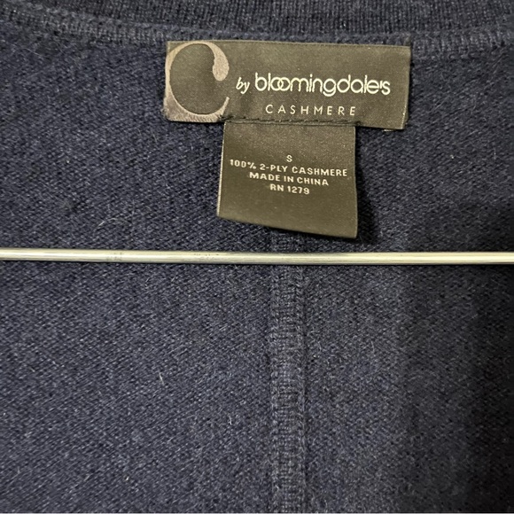 100% Cashmere C By Bloomingdale’s Blue Cardigan Size Small - Picture 3 of 3